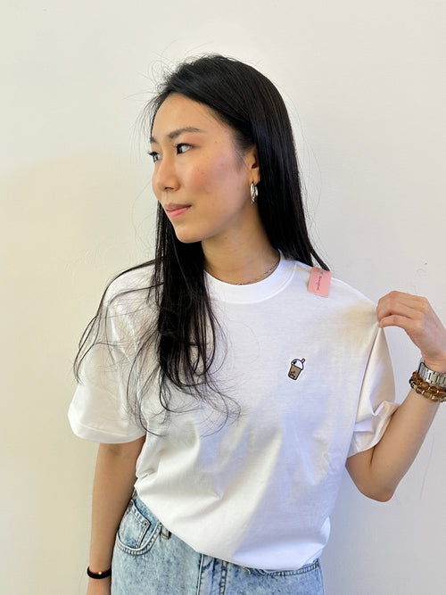 Bubble Tea Embroidered Unisex T-Shirt – 100% Cotton 珍珠奶茶刺繡中性T恤